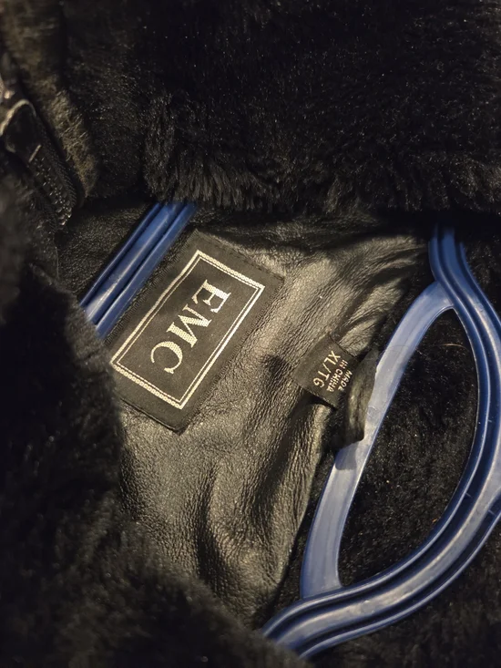 EMC Womans Leather Coat with Fur Trim - Picture 3 of 4